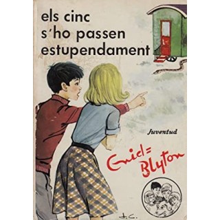 Els cinc s'ho passen estupendament